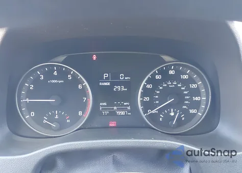 2017 Hyundai Elantra Se z USA, uszkodzony, nr VIN 5NPD84LF9HH128432